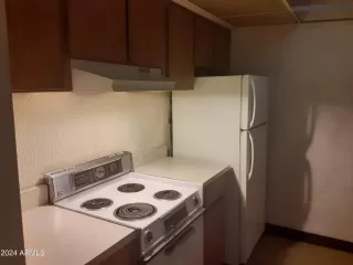 Photo #4: 6698945 Listing