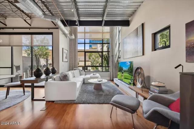 MLS: 6699115 Condo For Sale