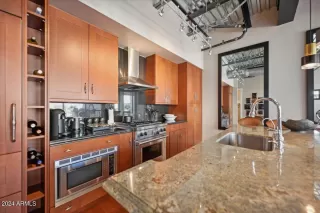 Photo #5: 6699115 Listing