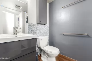 Photo #3: 6699546 Listing