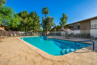 Photo #6: 6699546 Listing