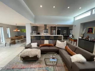 Photo #3: 6699603 Listing 