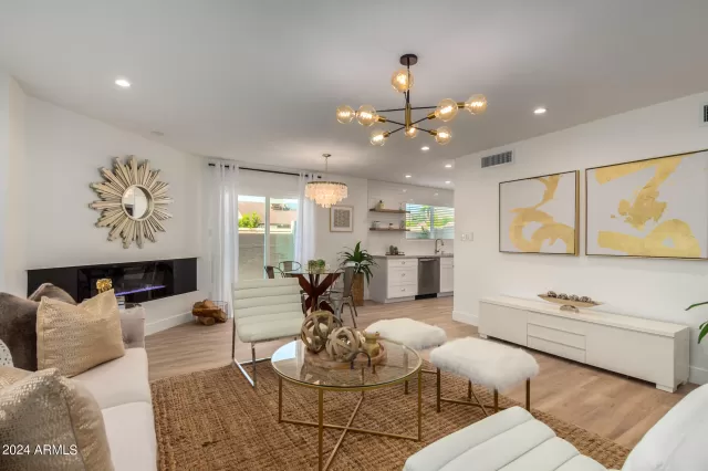 MLS: 6699698 Condo For Sale