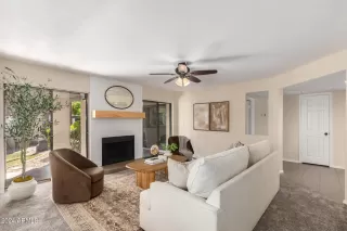 Photo #3: 6699784 Listing