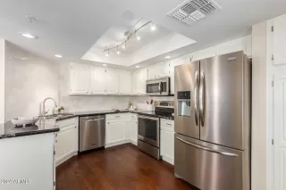 Photo #6: 6699784 Listing