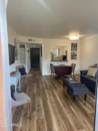 Photo #1: 6699809 Listing 