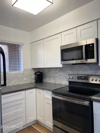 Photo #6: 6699809 Listing 