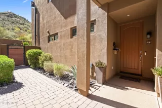 Photo #1: 6699859 Listing 