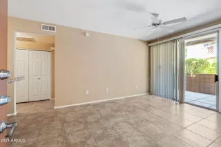 Photo #6: 6699901 Listing 