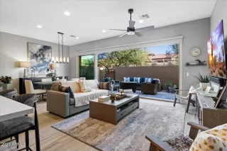 Photo #3: 6700170 Listing