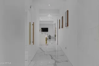 Photo #5: 6700295 Listing 