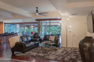 Photo #3: 6700396 Listing 