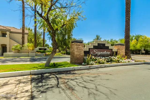 MLS: 6700425 Condo For Sale