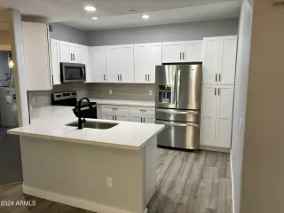 Photo #2: 6700776 Listing 