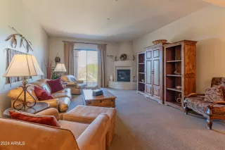 Photo #5: 6701129 Listing 