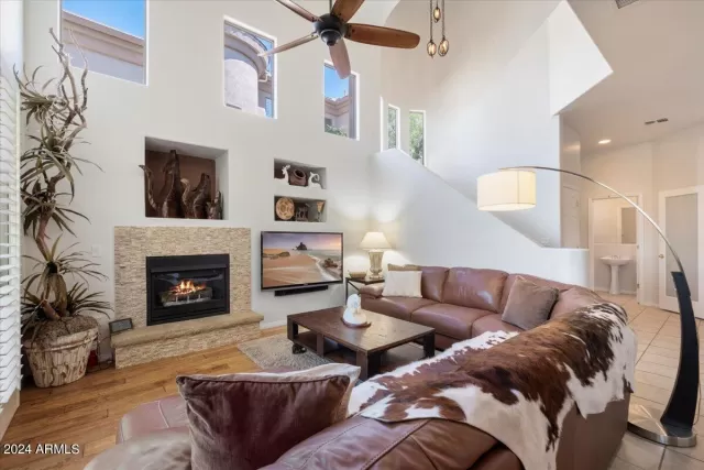 MLS: 6701139 Condo For Sale