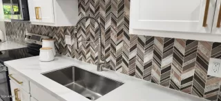 Photo #2: 6701190 Listing 