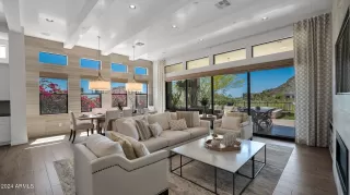 Photo #2: 6701486 Listing 