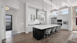 Photo #6: 6701486 Listing 