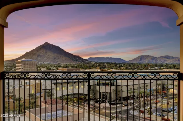 MLS: 6701556 Condo For Sale