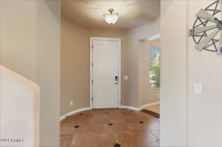 Photo #2: 6702056 Listing