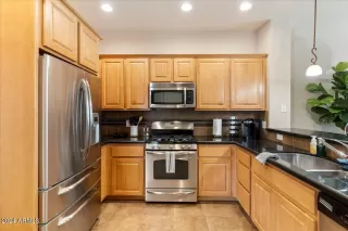 Photo #6: 6702056 Listing