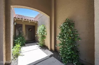 Photo #2: 6702273 Listing 