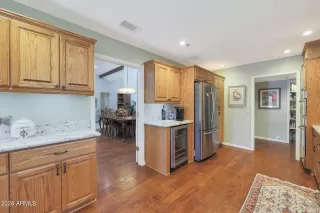 Photo #6: 6702273 Listing 