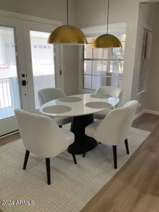 Photo #2: 6702427 Listing