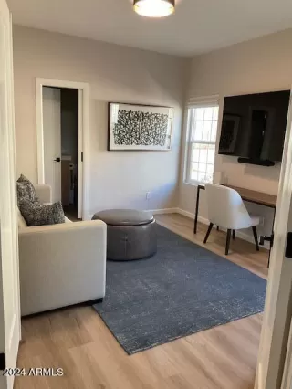 Photo #4: 6702427 Listing