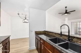 Photo #6: 6703107 Listing