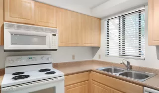 Photo #6: 6703116 Listing