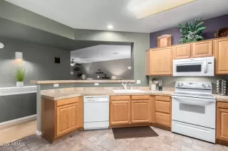 Photo #6: 6703190 Listing 