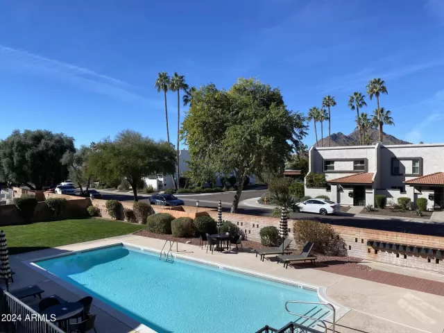 MLS: 6703398 Condo For Sale