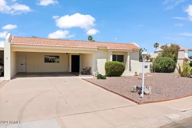 MLS: 6703739 Condo For Sale