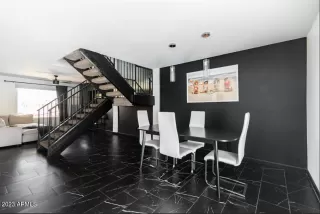 Photo #6: 6703806 Listing