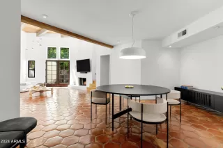 Photo #3: 6703964 Listing