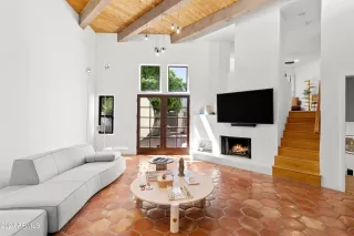 Photo #6: 6703964 Listing