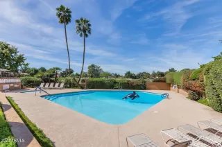 Photo #6: 6704168 Listing 