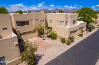 Photo #1: 6704268 Listing