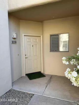 Photo #3: 6704268 Listing