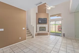 Photo #5: 6704268 Listing