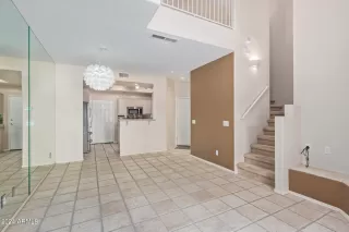 Photo #6: 6704268 Listing