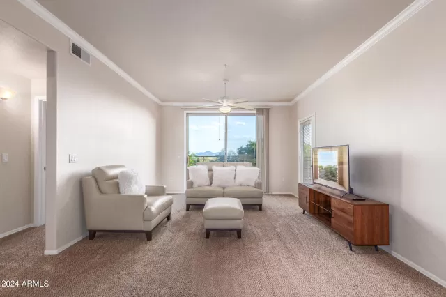 MLS: 6704414 Condo For Sale