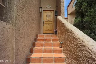 Photo #2: 6704772 Listing