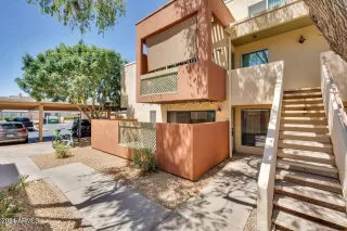 Photo #1: 6704898 Listing 