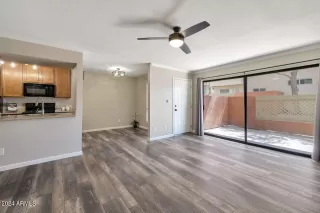 Photo #3: 6704898 Listing 