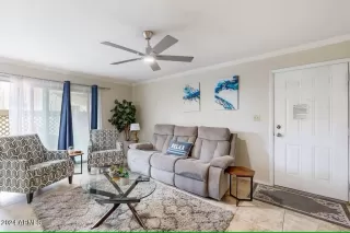 Photo #4: 6705064 Listing