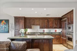 Photo #6: 6705135 Listing 
