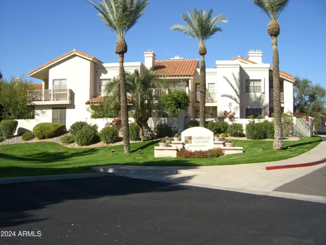 MLS: 6705176 Condo For Sale